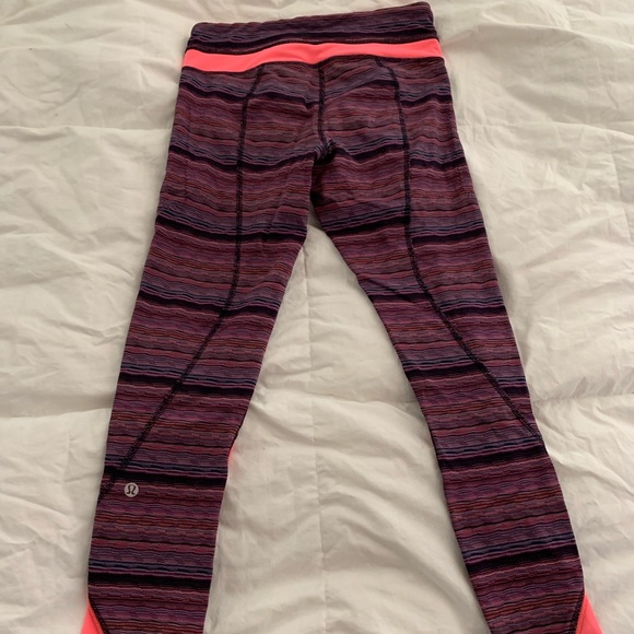 Lulu Lemon Pant - Picture 2 of 2